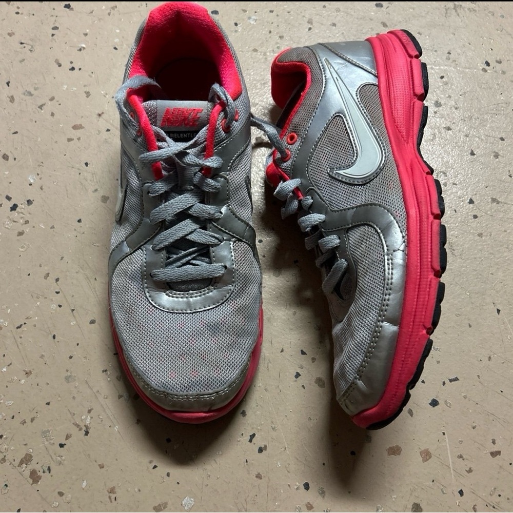 Womens Nike shoes
